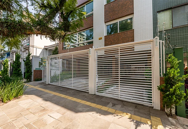 Foto da frente do prédio